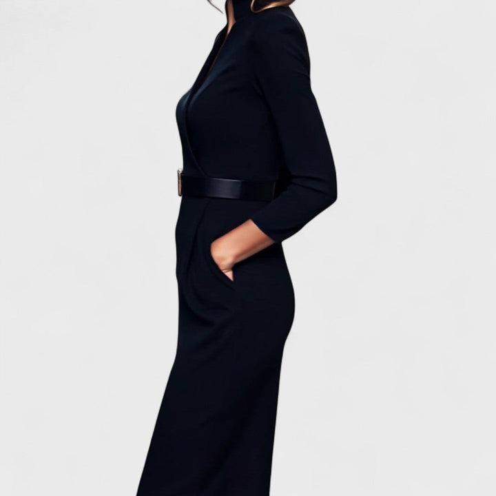 Vestido Negro Refinado