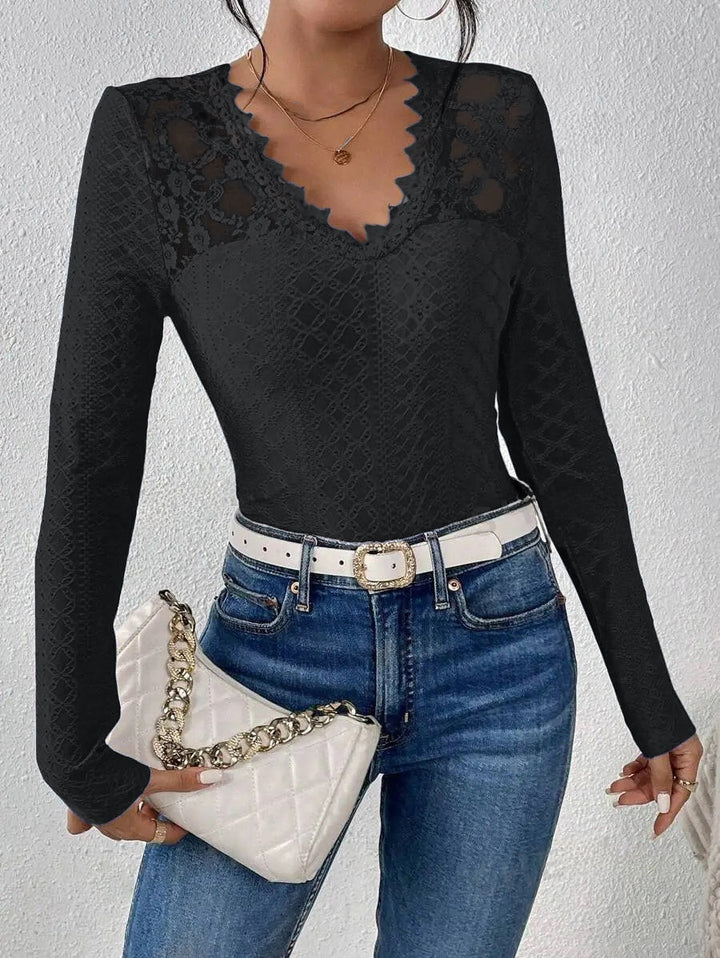 Top de manga larga con cuello en V y panel de encaje
