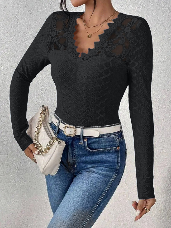 Top de manga larga con cuello en V y panel de encaje