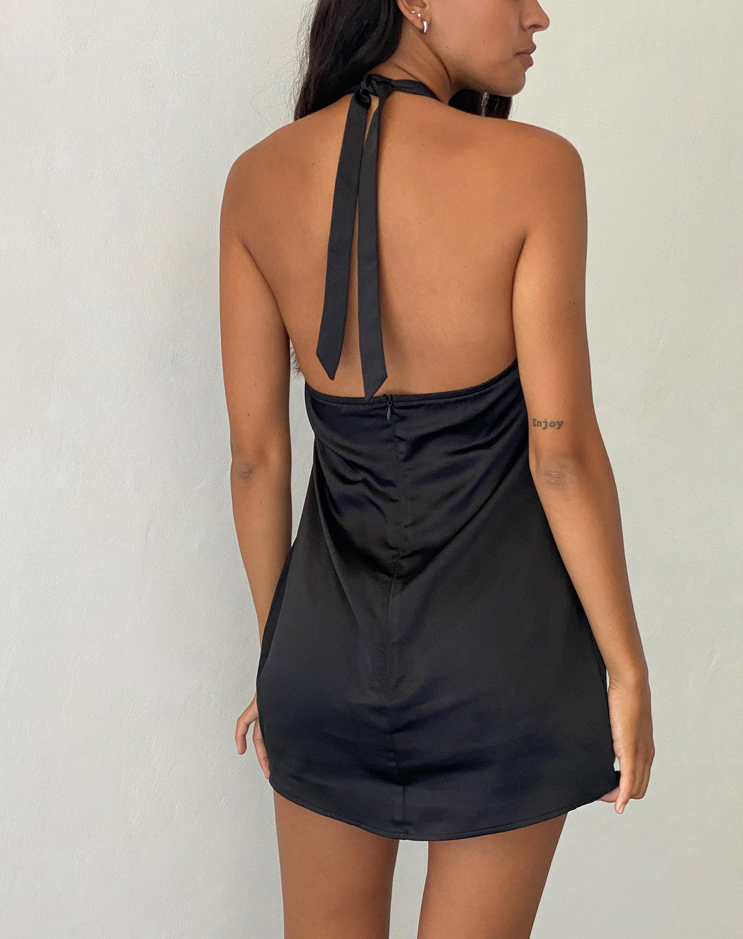 EMMA | Vestido Corto Satinado