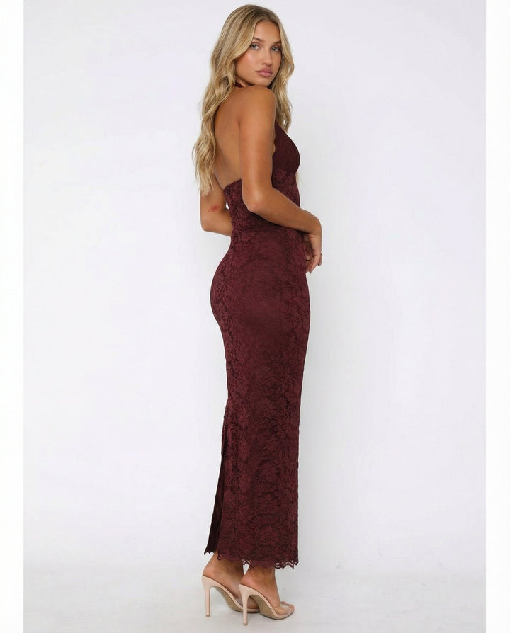 Zyvera| Midnight Lace Vestido